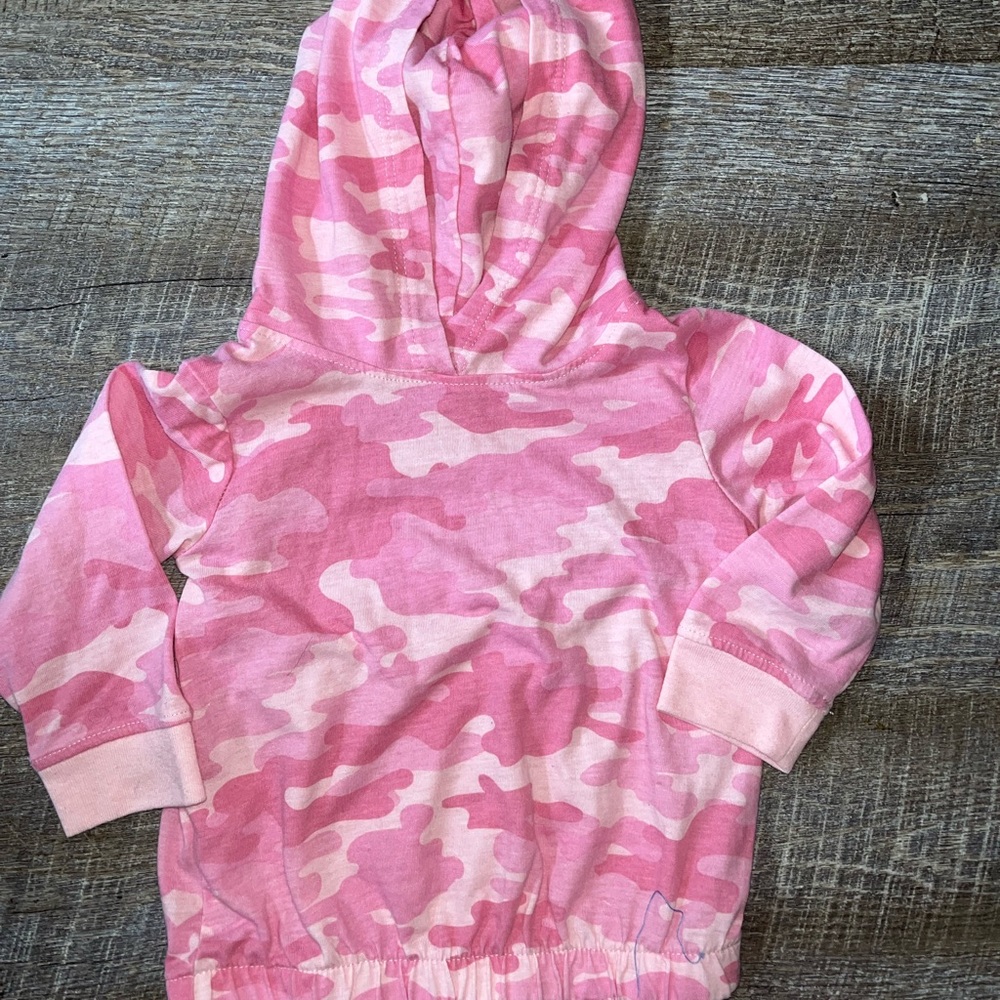 Pink camo pullover